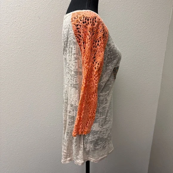 Southern Grace Amazing Grace Cross Burnout Lace Sleeve Boho Top Tan Coral - Picture 6 of 10